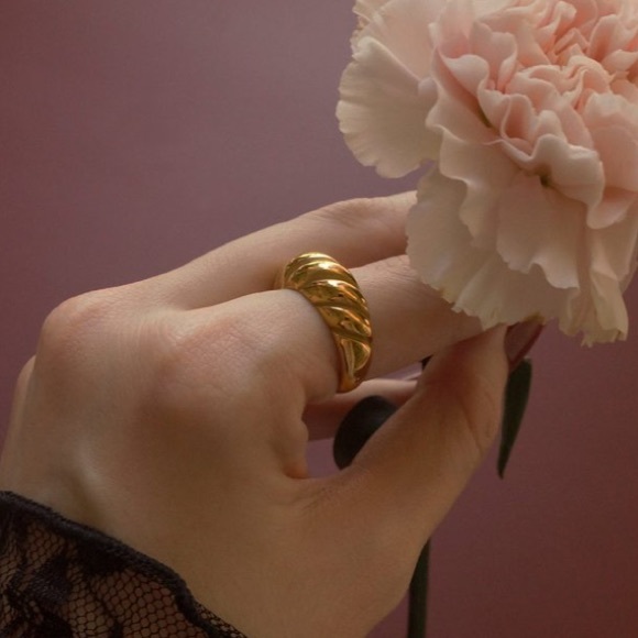 💛18K gold plated braided ring - Picture 6 of 11